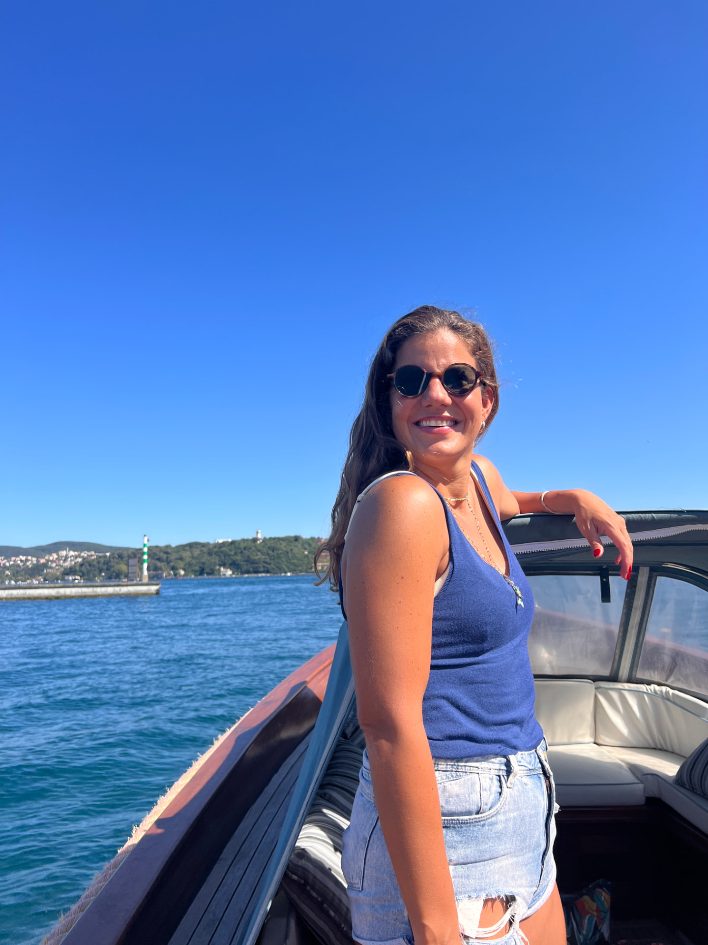 Yasemin Altıntaş on the Bosphorus